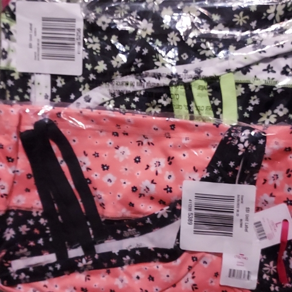 2 Justice tops - Picture 1 of 5